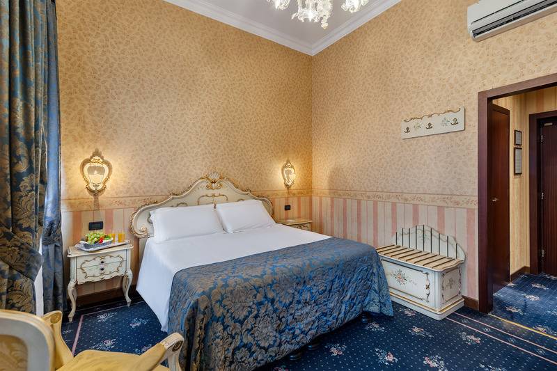 اتاق سوپریور, Montecarlo