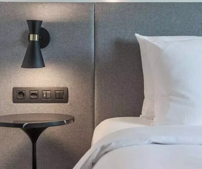 Standard-huone, Radisson Hotel Zurich Airport