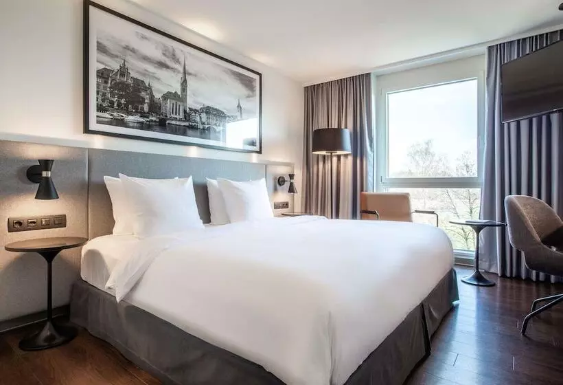 Standard-huone, Radisson Hotel Zurich Airport