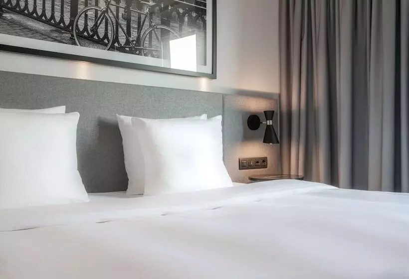 Standard-huone, Radisson Hotel Zurich Airport