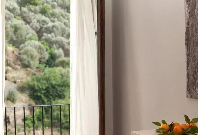 اتاق استاندارد با چشمانداز کوهستان, Fornalutx Petit Hotel Bed & Breakfast