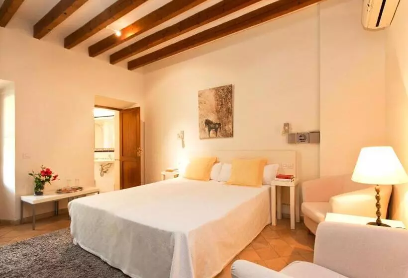 اتاق لوکس با بالکن, Fornalutx Petit Hotel Bed & Breakfast