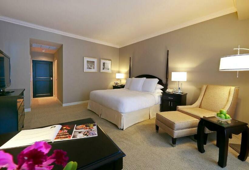 إستوديو قياسى سرير كينج, Bristol Panama, A Registry Collection