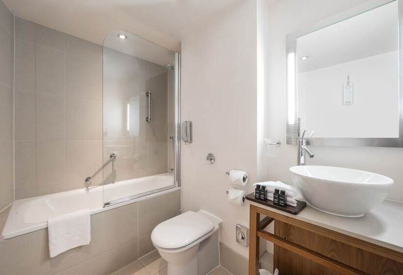 高级大房间, The Cavendish London