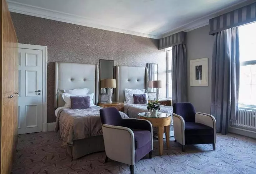 デラックスルーム, The Gleneagles