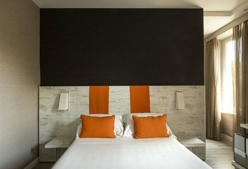 חדר קלאסי, The Guardian