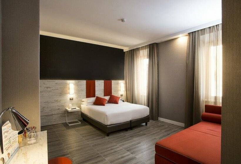 חדר משפחתי, The Guardian