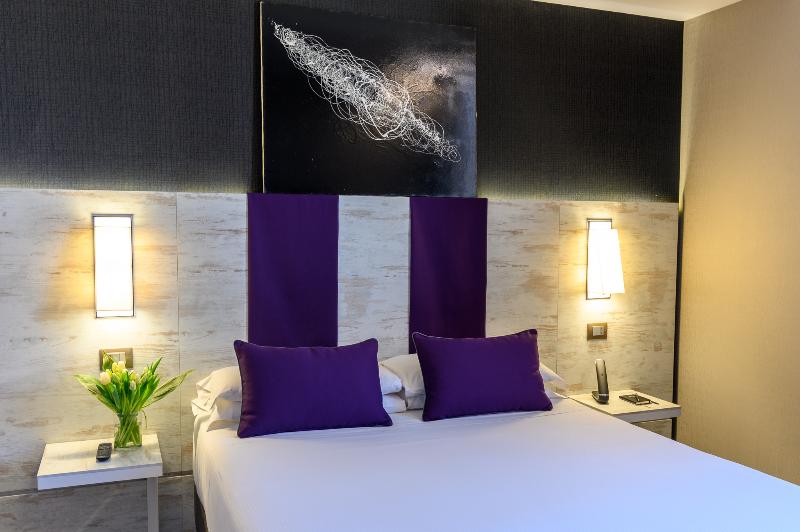 סוויטת ג'וניור, The Guardian