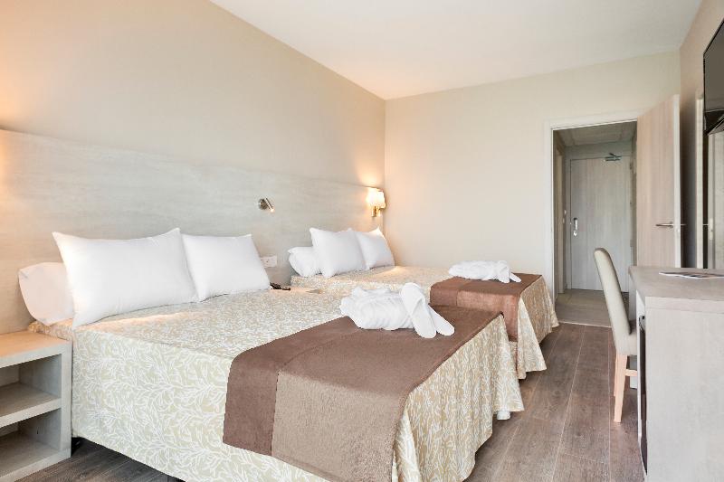 חדר משפחתי, The Guardian