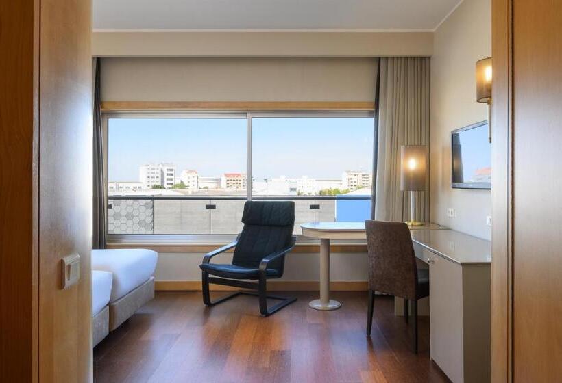 Номер Deluxe, Tryp By Wyndham Porto Expo