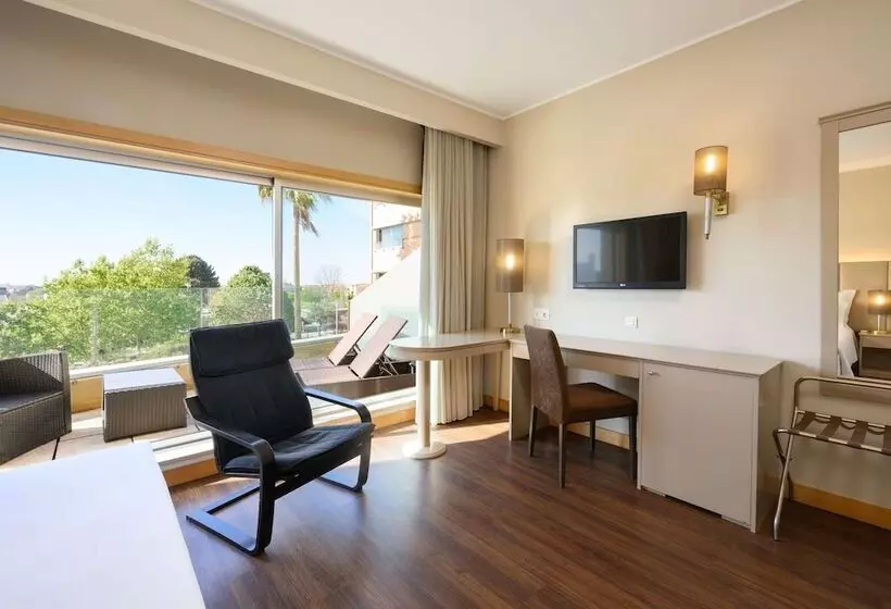 سوئیت پریمیوم, Tryp By Wyndham Porto Expo