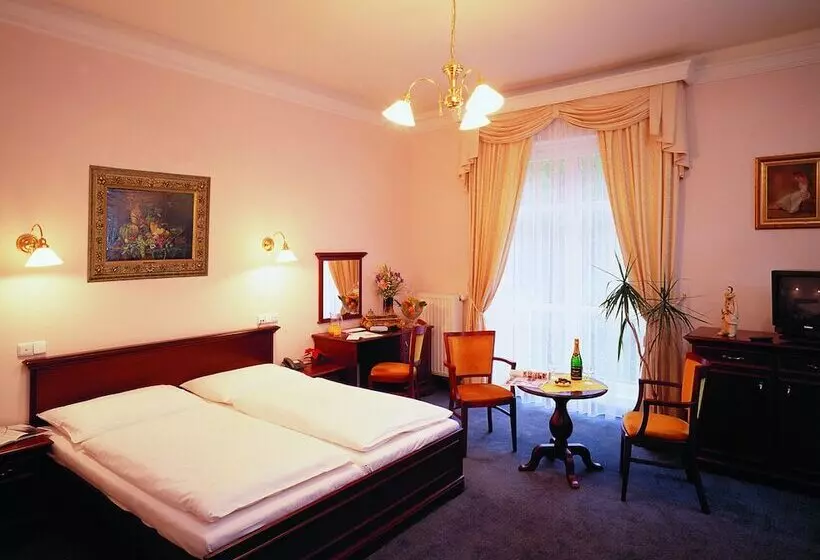 スタンダードルーム, Parkhotel Richmond