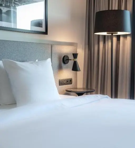 眺望のあるファミリールーム, Radisson Hotel Zurich Airport