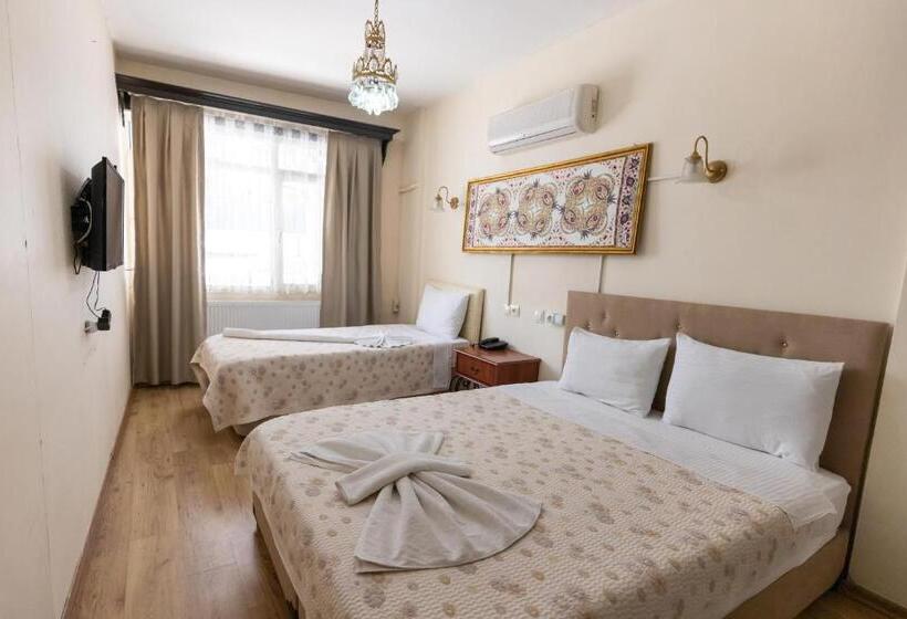 标准三人间, Ephesus Centrum