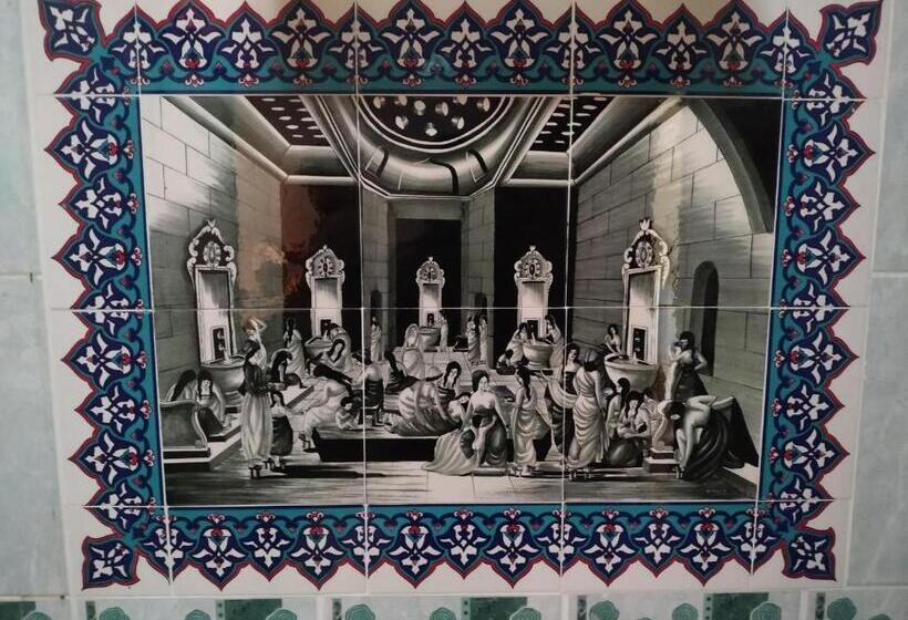 带阳台的三人标准间, Ephesus Centrum