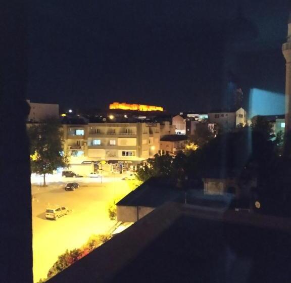 带阳台的三人标准间, Ephesus Centrum