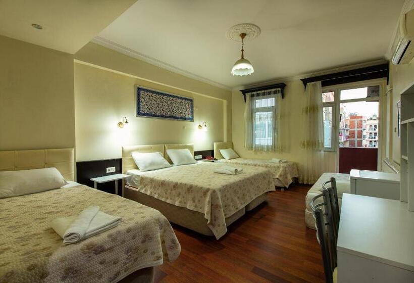 带阳台标准四人间, Ephesus Centrum