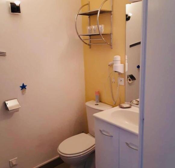 Номер Стандарт Трехместный, Les Chambres Des Gites Des Isles