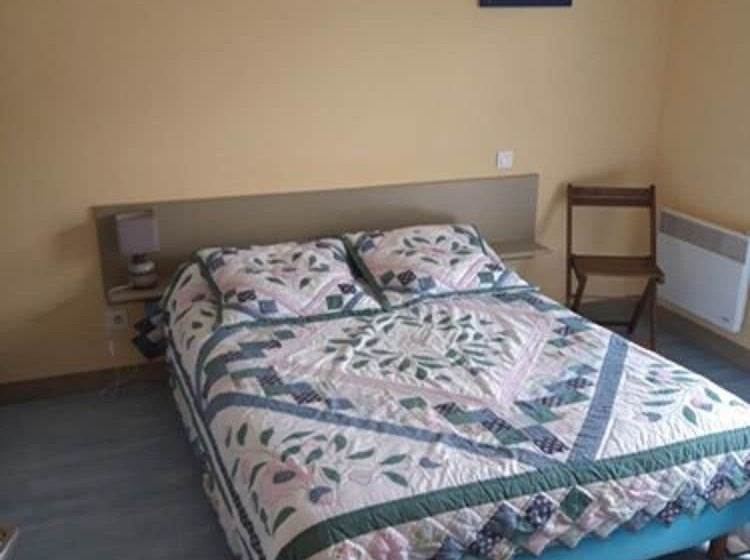 Номер Стандарт Трехместный, Les Chambres Des Gites Des Isles