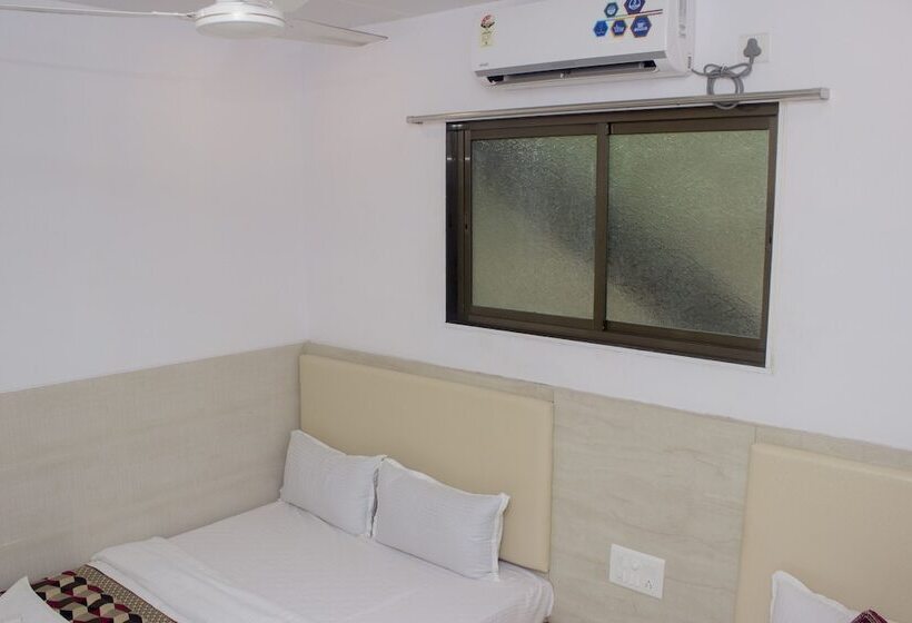 اتاق استاندارد سه نفره, Kf Residency