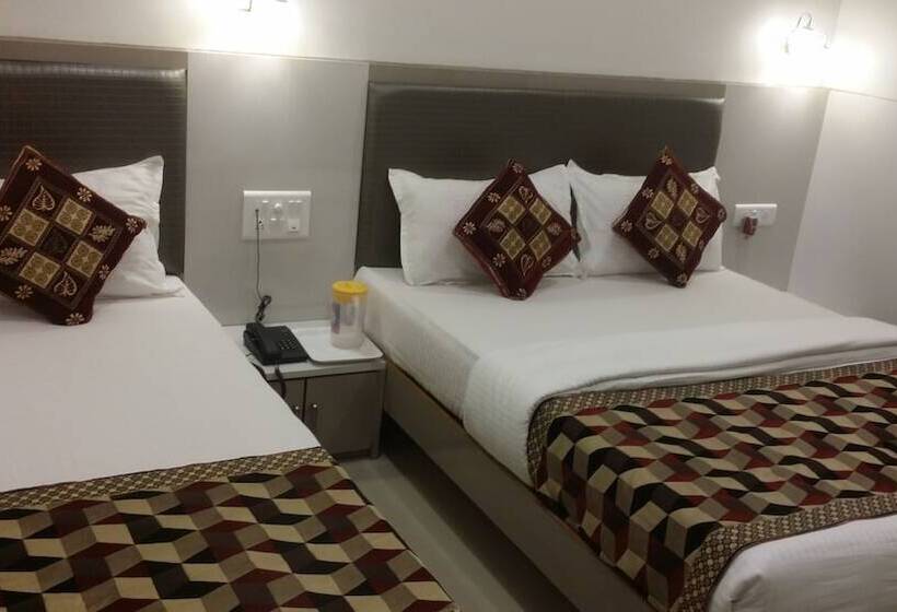 اتاق استاندارد سه نفره, Kf Residency