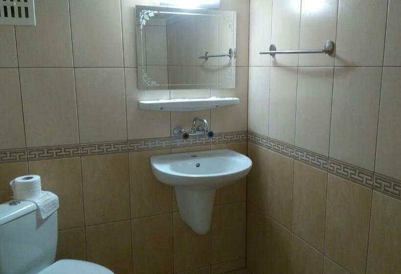 주니어 스위트 발코니, Victoria Family