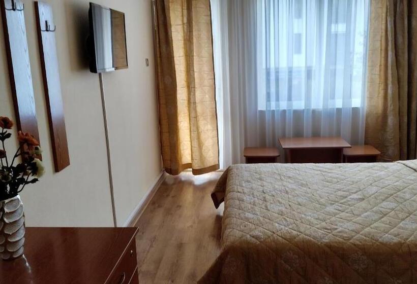 발코니 디럭스 룸, Victoria Family