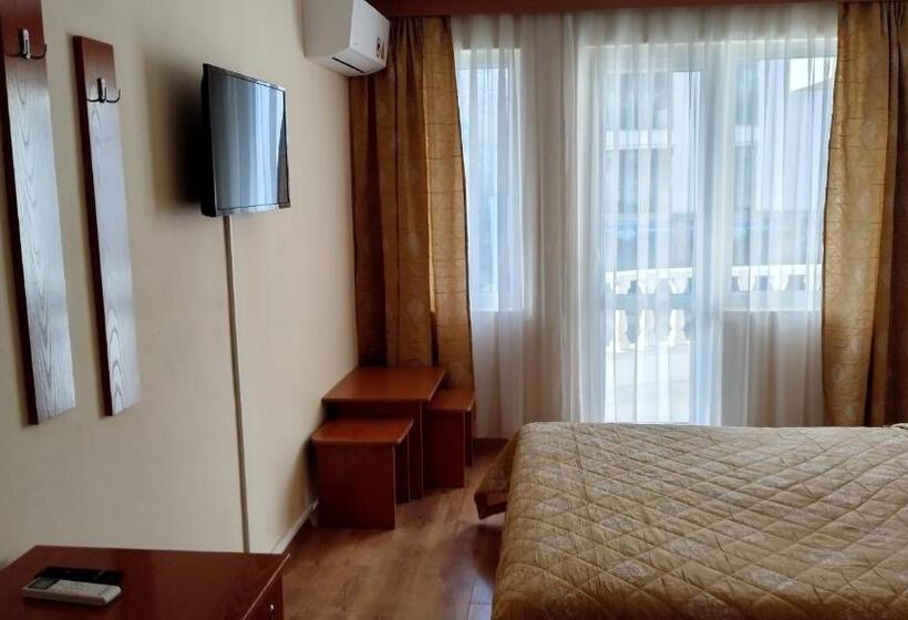 발코니 디럭스 룸, Victoria Family