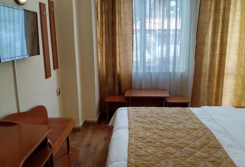 기본룸, Victoria Family