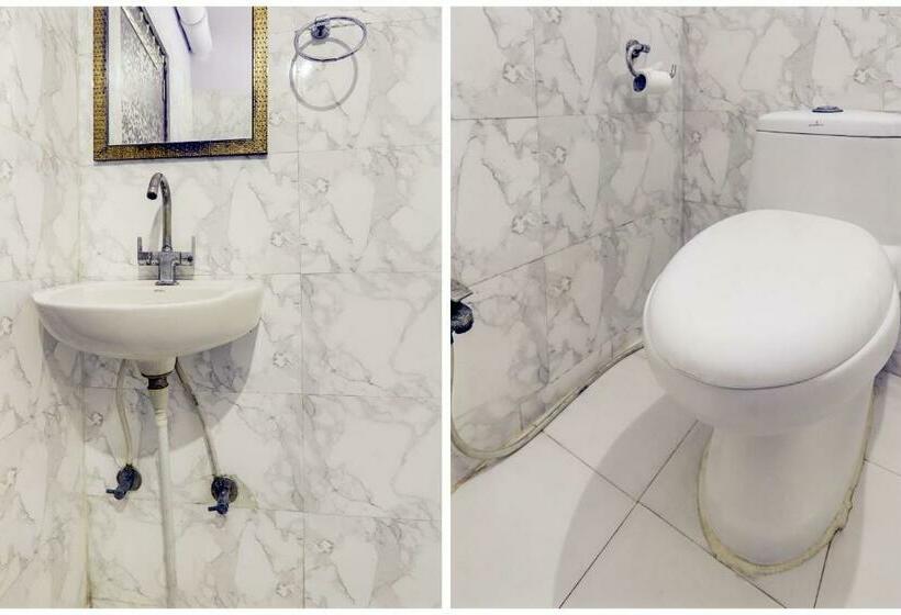 Triple Classic Room, Flagship Hotel Lotus Inn