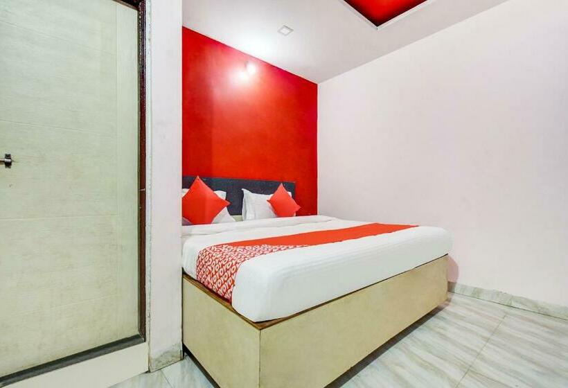 Triple Classic Room, Flagship Hotel Lotus Inn