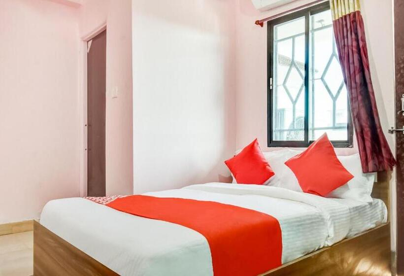 Triple Classic Room, Flagship Hotel Lotus Inn