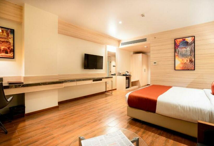 غرفة بريميوم, The Orchid Lonavala