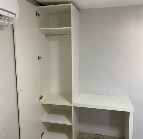 اتاق لوکس یک تخته, Vitrine