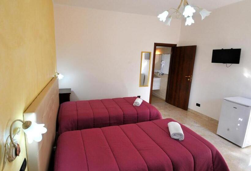 Номер Стандарт Трехместный, Il Calesse B&b
