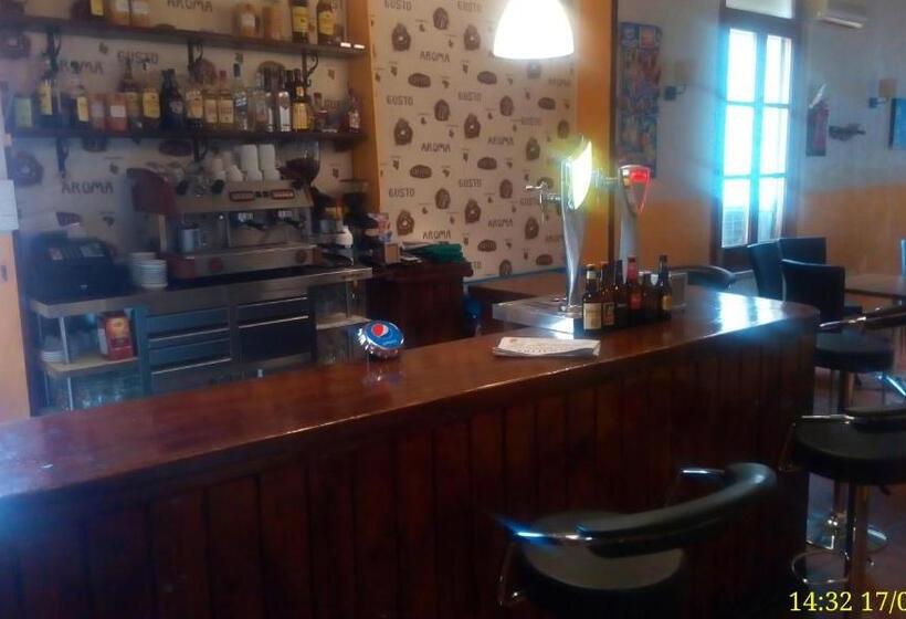 غرفة قياسية ثلاثية, Hostal De La Villa Molinos