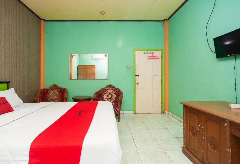 디럭스 룸, Reddoorz Syariah At Hotel Matahari 2