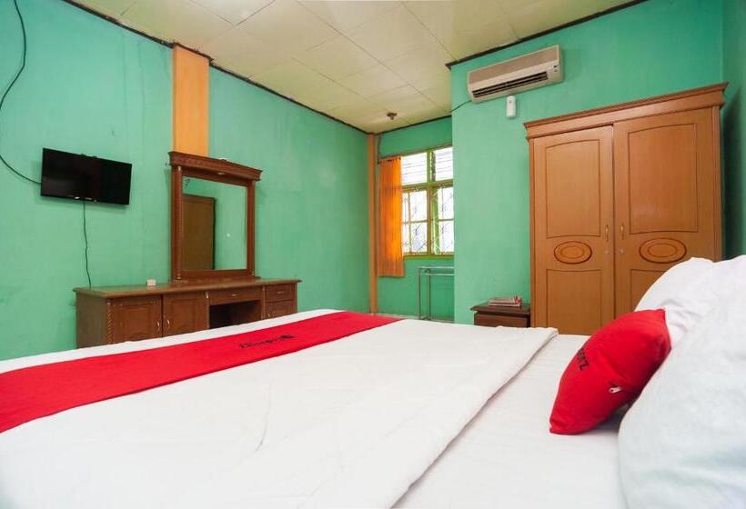 디럭스 룸, Reddoorz Syariah At Hotel Matahari 2