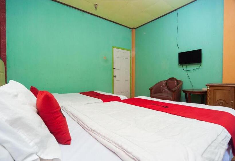 스탠다드 룸, Reddoorz Syariah At Hotel Matahari 2