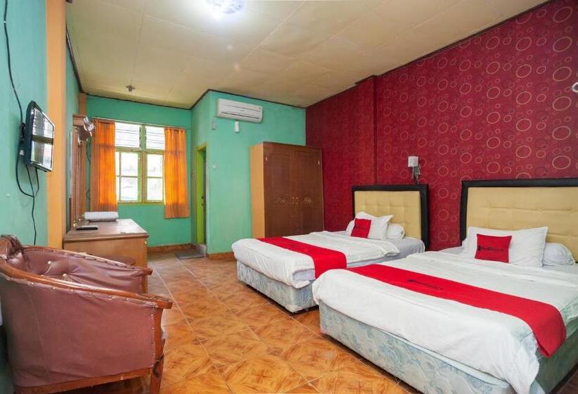 스탠다드 룸, Reddoorz Syariah At Hotel Matahari 2