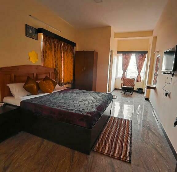 اتاق استاندارد با چشمانداز کوهستان, Le Charmin