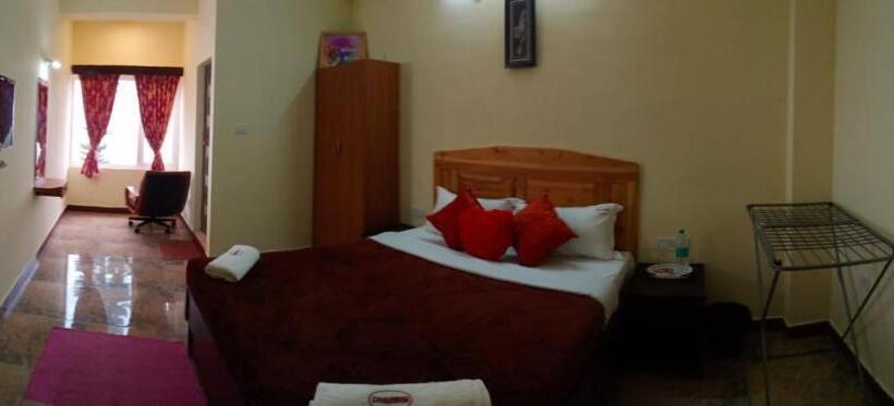 اتاق استاندارد با چشمانداز کوهستان, Le Charmin