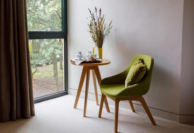 Номер Стандарт Адаптированный для Инвалидов, Feldon Valley