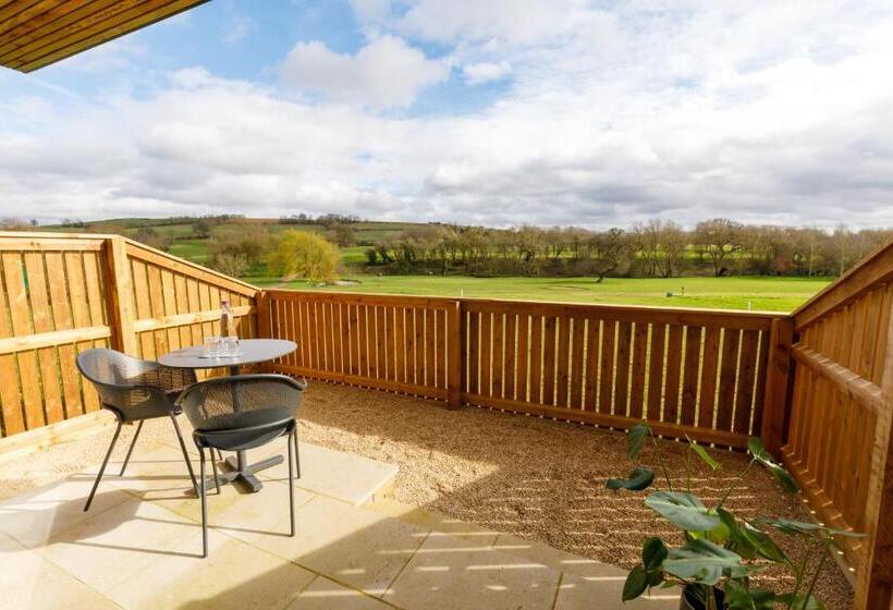 Номер Стандарт, Feldon Valley