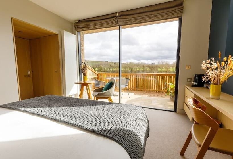 Номер Стандарт, Feldon Valley