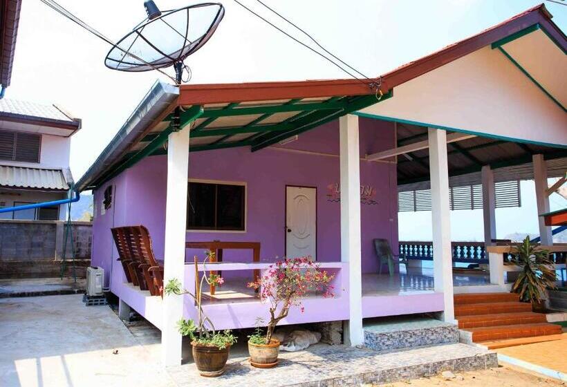 בקתה סטנדרטית עם נוף לים, Rimtalay Resort Koh Si Chang