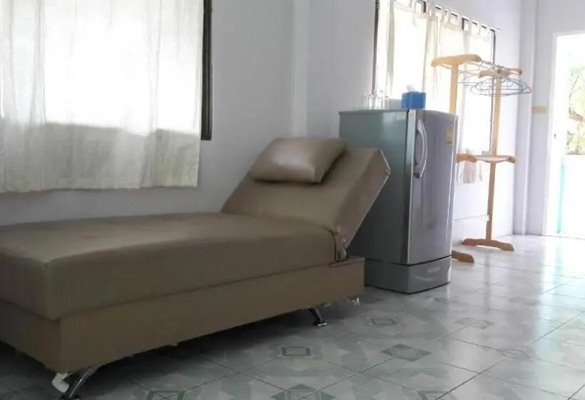 海の見える１ベッドルームアパートメント, Rimtalay Resort Koh Si Chang