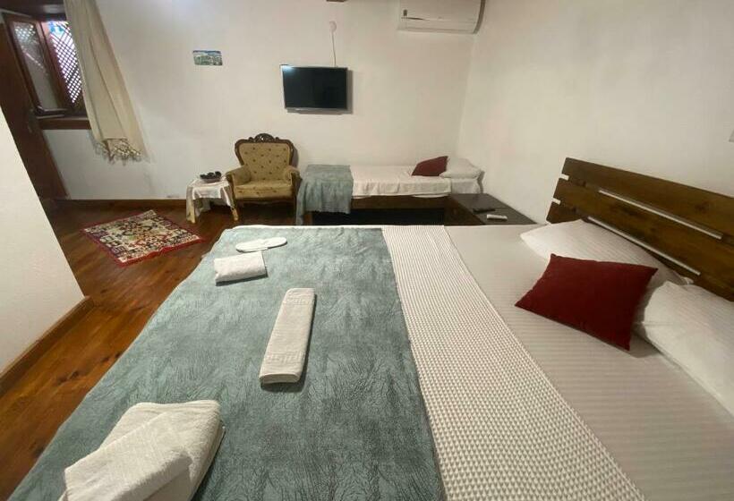 חדר סטנדרט, Otel Manolian