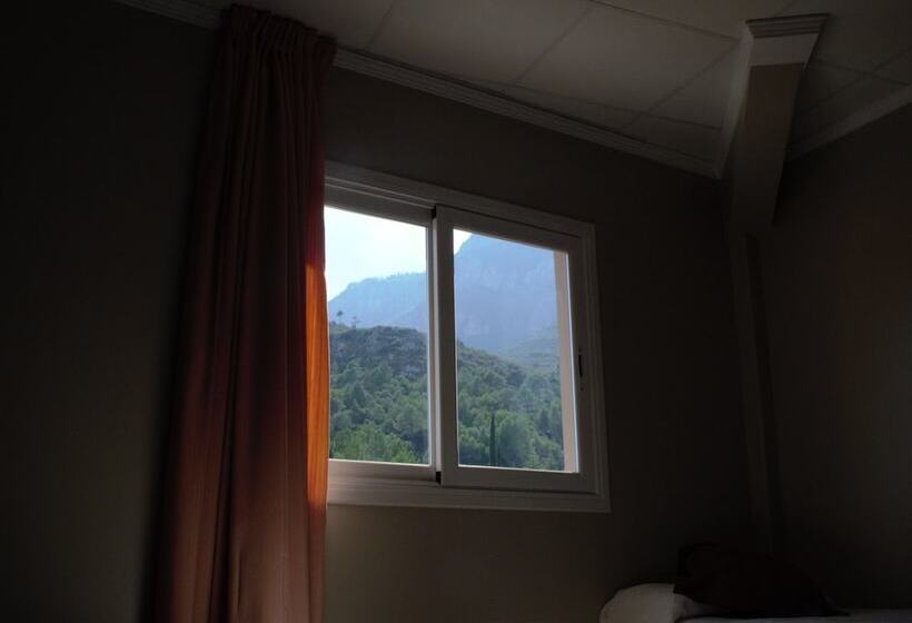 Номер Стандарт, Guilleumes Montserrat