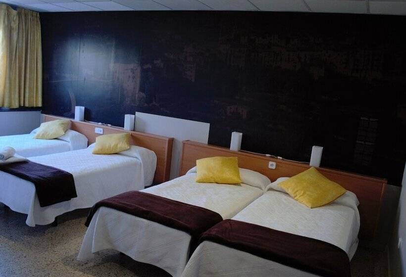 Семейный Номер, Guilleumes Montserrat